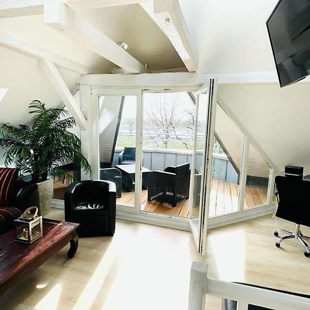 Luxury Rooftop Loft With River View 10Min To City Apartment Дюселдорф Екстериор снимка