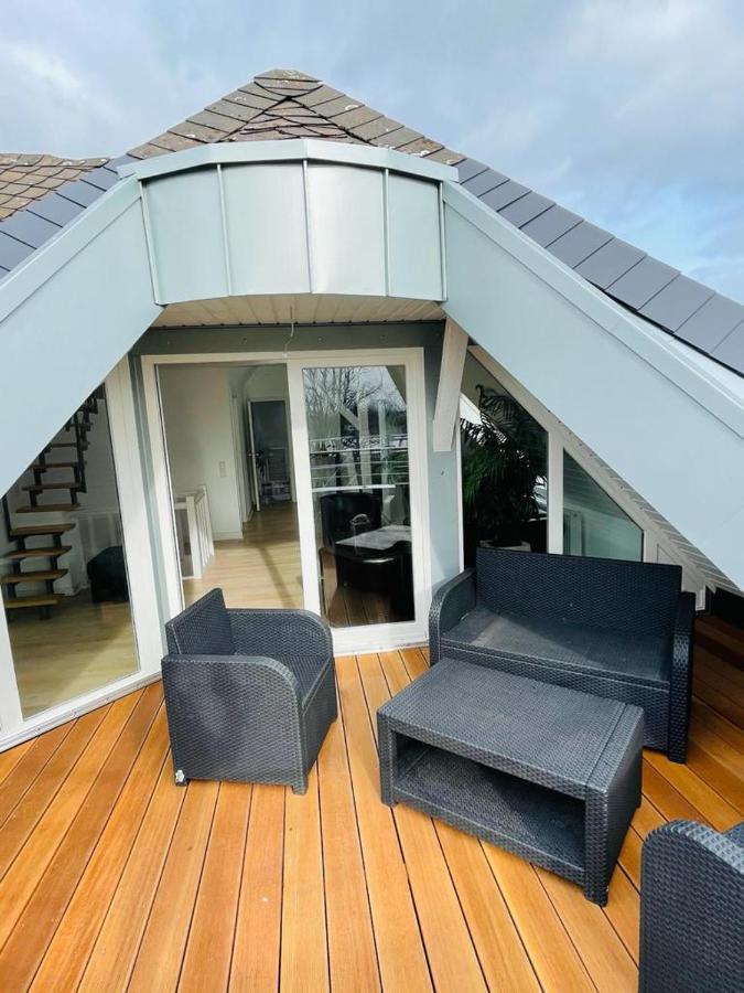 Luxury Rooftop Loft With River View 10Min To City Apartment Дюселдорф Екстериор снимка