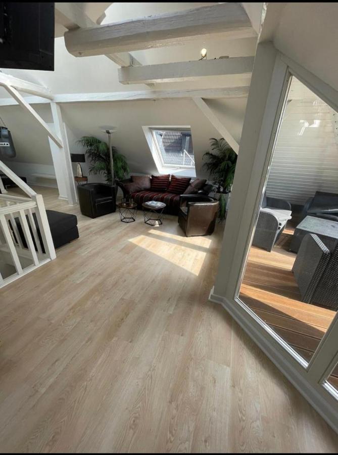 Luxury Rooftop Loft With River View 10Min To City Apartment Дюселдорф Екстериор снимка